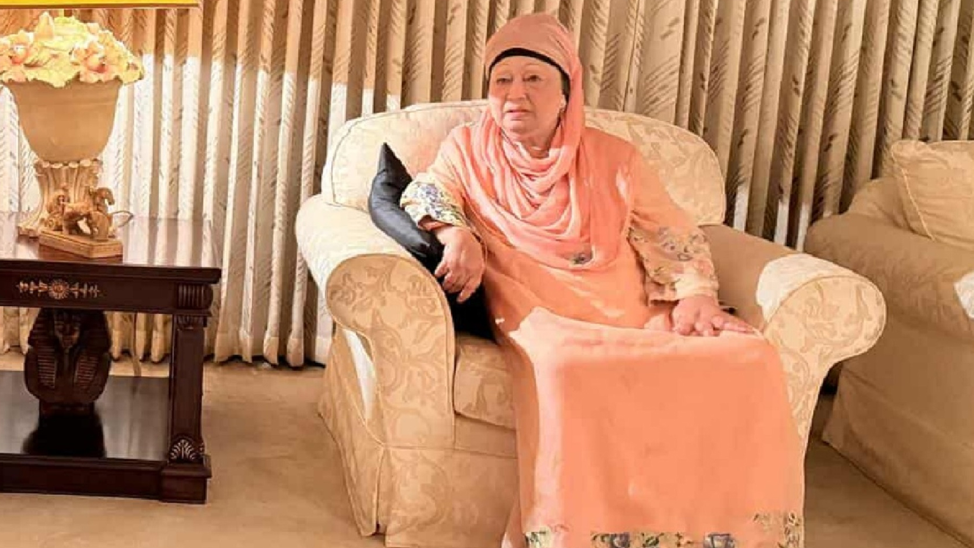 খালেদা জিয়ার হার্ট ও ফুসফুসে ইনফেকশন হয়েছে